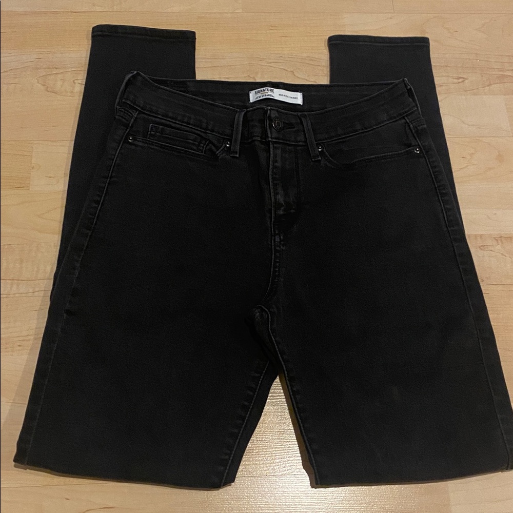 Levi Strauss Black Mid Rise Skinny Jeans Size 6 Business Casual Stretch Denim